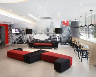 Red Planet Cubao Aurora Boulevard - Quezon City - Lobby