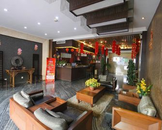 Jiutian Holiday Hotel - Mianyang - Lobby