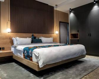 Brickspoint Boutique Aparthotel - Maitama - Bedroom
