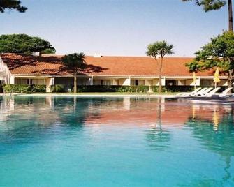 Apartamentos Turisticos Pinhal Da Foz - Esposende - Piscina