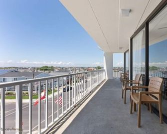 Beau Rivage Beach Resort - Wildwood Crest - Balkon