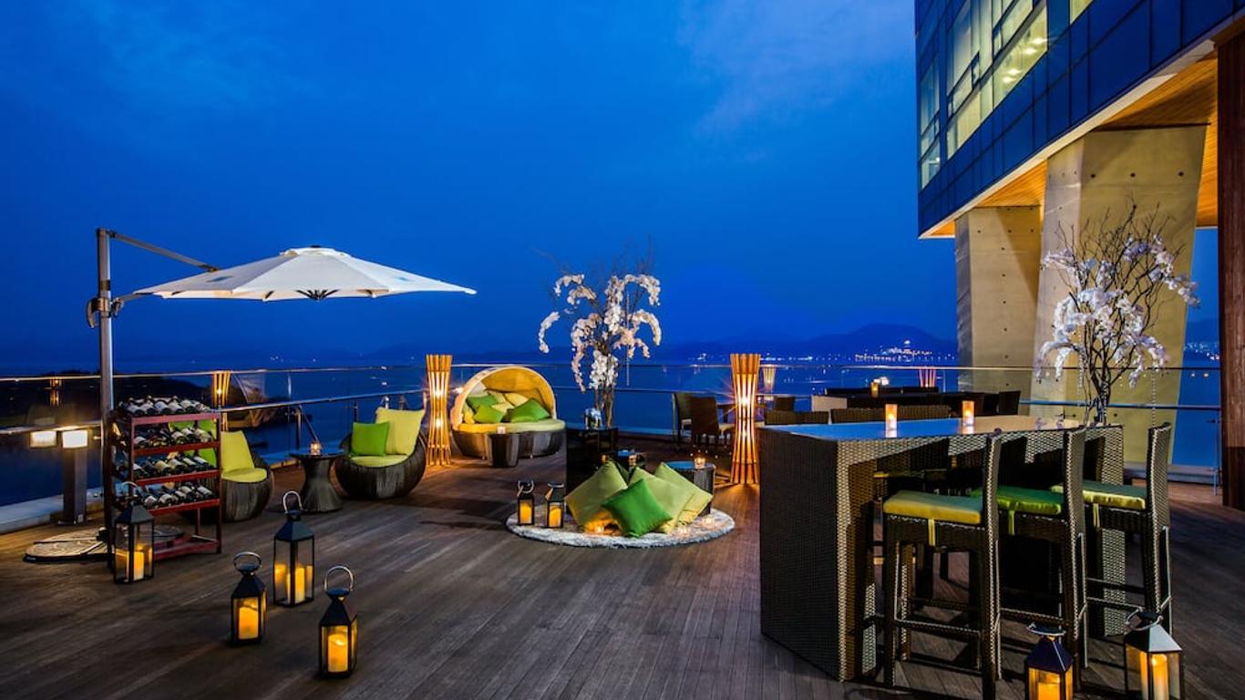 Hidden Bay Hotel