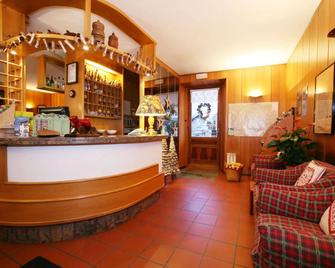 Hotel Ruitor - Arvier - Front desk