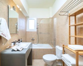 Aelia Villa - Thasos Town - Baño