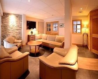 Hotel Les Terrasses - אנסי - סלון