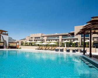 dusitD2 Naseem Resort, Jabal Akhdar, Oman - Nizwa - Piscina