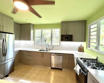 Complete Remodel, Gated Home with Ocean Views in Puerto Rico. Swimming Pool! - Ceiba - Cocina