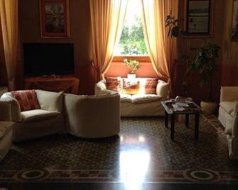 Hotel Villa Reale - Argenta - Living room