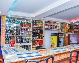Breeze Hotel Nyahururu - Nyahururu - Bar