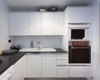90m2 Beachfront Appartment - Sant Vicenç de Montalt - Cuisine