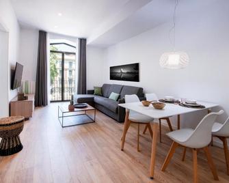 Nc Apartments Rambla 32 - Figueres - Comedor