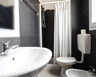 Hotel Elba - Rimini - Salle de bain