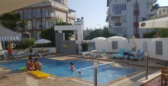 Esperanza Boutique Hotel - Antalya - Piscina