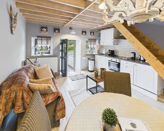 La bergerie romantique ! - Paliseul - Living room