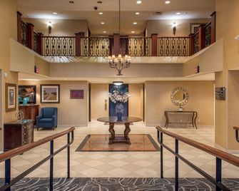 فندق كلاريون كولكشن أرلينغتون كورت سويتس - أرلينغتون - ردهة