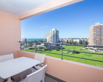 Apartamentos Paraíso Sol da Rocha - Portimão - Balcony