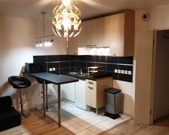 Studio proche rer e - Rosny-sous-Bois - Cucina