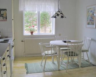 Eriksdotters Brukslogi - Rattvik - Essbereich