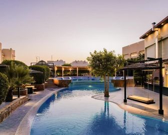 Madareem Hotel - Riad - Uima-allas