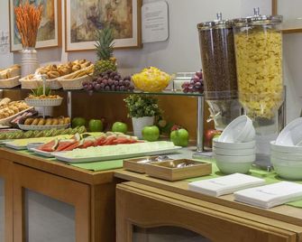 Hotel Porcel Torre Garden - Madrid - Açık büfe