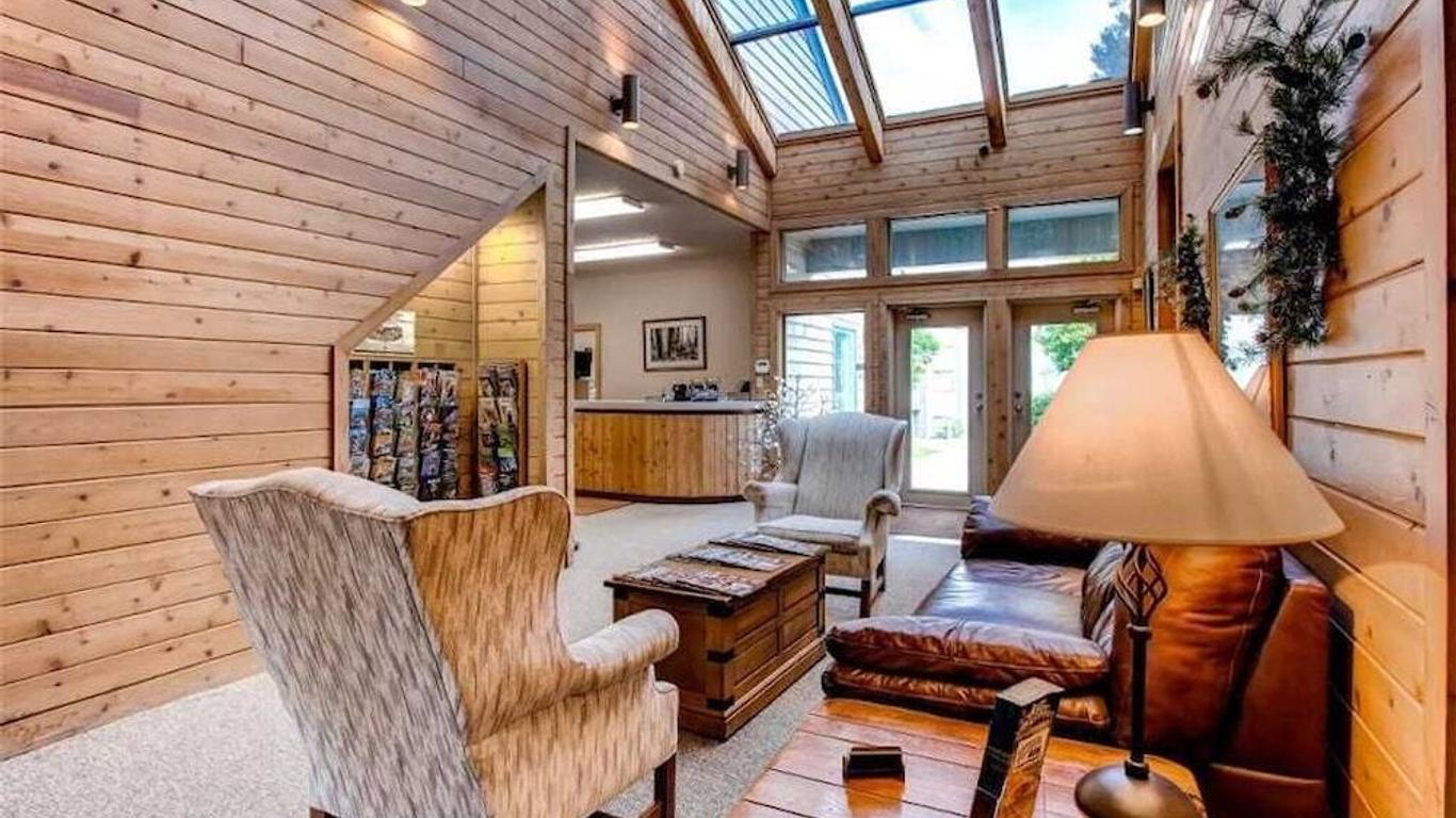 Summit Of Gatlinburg