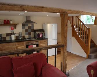 Peace and quiet in the heart of the Suffolk countryside. - Stowmarket - Kitchen
