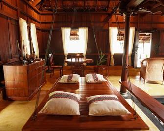 Vismaya Lake Heritage - Cherthala - Restaurant