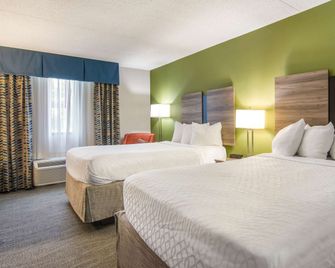 Best Western Dutch Valley Inn - New Philadelphia - Quarto