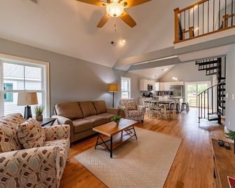 Outer Banks Golf Cottage - Powells Point - Sala de estar