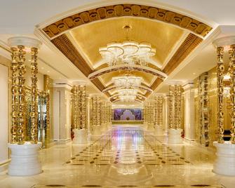 Nagaworld Hotel & Entertainment Complex - Phnom Penh - Resepsjon