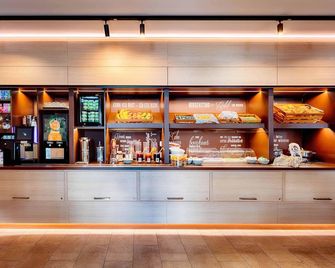 B&B Hotel Bremen-Überseestadt - Bremen - Bar