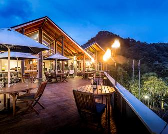 Grand Mercure Puka Park Resort - Pauanui Beach - Restaurante