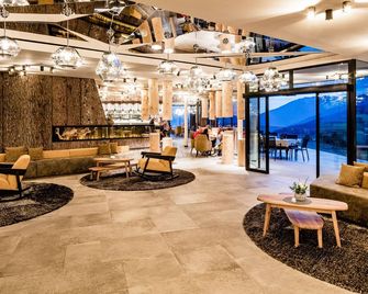 Sonnenberg Panorama Dolomites Wellbeing - Mühlbach - Lounge