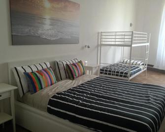 B&B Fuori Dal Porto - Civitavecchia - Habitación