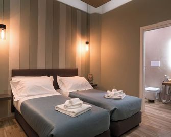 Gogo` Petit Hotel - Florencia - Habitación