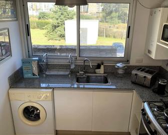 Hermoso Departamento En Nordelta. Muy Luminoso! - Benavídez - Kitchen