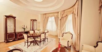 Astoria Grand Hotel - Oradea - Dining room