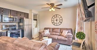 Walk-In Family Resort Condo with Indoor Pool and More! - Branson