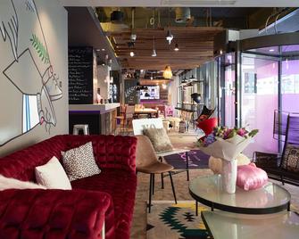 Moxy Bucharest Old Town - Bucharest - Lounge
