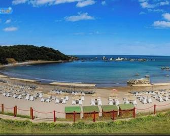 Kerpe Gunes Apart Otel - Kerpe - Beach