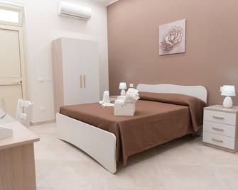 Casa vacanze l'angolo d'oro - Siculiana - Bedroom