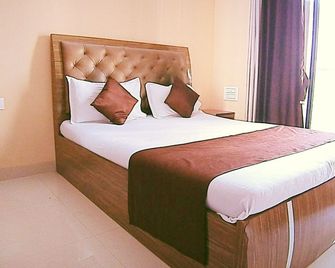 Castel Infinity Mumbai - مومباي - غرفة نوم