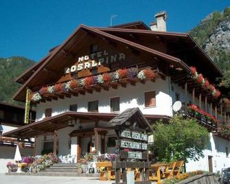 Hotel Rosalpina - Rocca Pietore - Gebouw