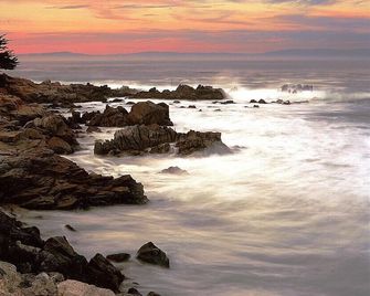 Sea Breeze Inn - Pacific Grove - Pacific Grove - Outdoors view