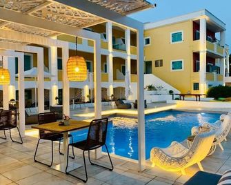 Alidian bay Suites Leros - Álinda - Pool