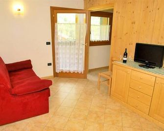 Camping Dolomiti - Dimaro - Pokój dzienny