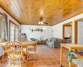 Yosemite Mountain Cottage - Groveland - Dining room
