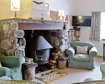 3 bedroom accommodation in Invergarry, Tomdoun - Invergarry - Living room