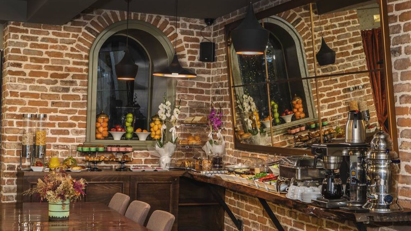 Meroddi Galata Mansion