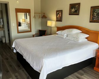 دايز إن باي ويندام يونيفرسيتي أوف كانساس لورانس - لوورنس - غرفة نوم